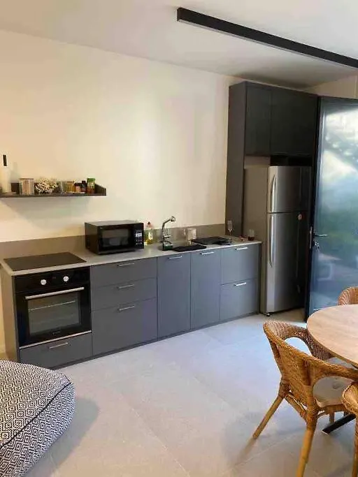 Simply With Love-Haifa Apartment